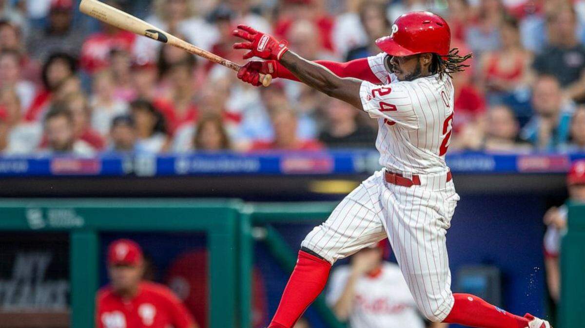 La oficina central de los Marlins comienza a moverse. Los peces efectuaron su primer movimiento desde que se levantó el cierre patronal de las Grandes Ligas al firmar al jardinero Roman Quinn con un contrato de Ligas Menores 