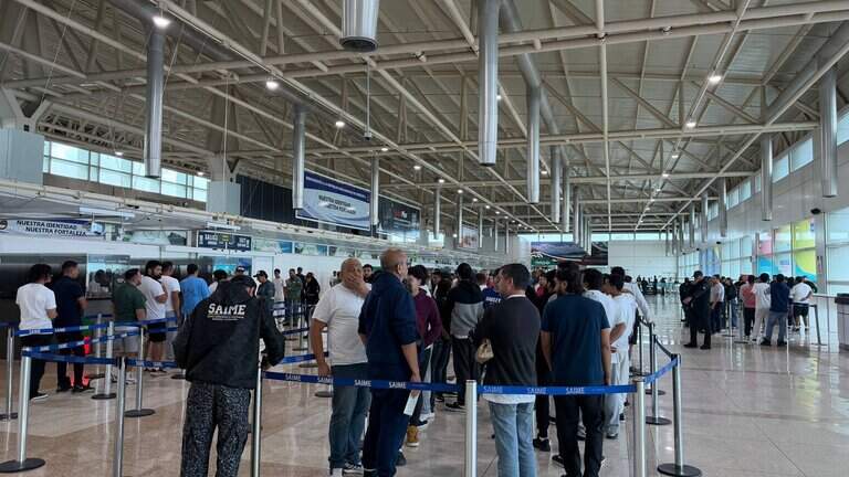 Organización de Miami apoya a familias de venezolanos deportados en el vuelo 164