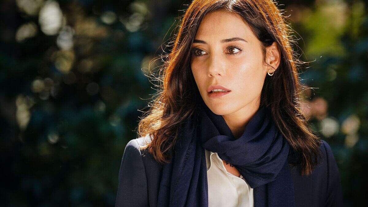 Cansu Dere protagoniza la novela turca ‘Infiel: historia de un engaño’.