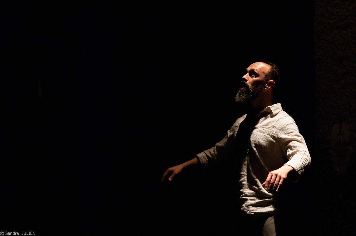 El actor Felipe Ortiz interpretará la obra ‘La caja’.