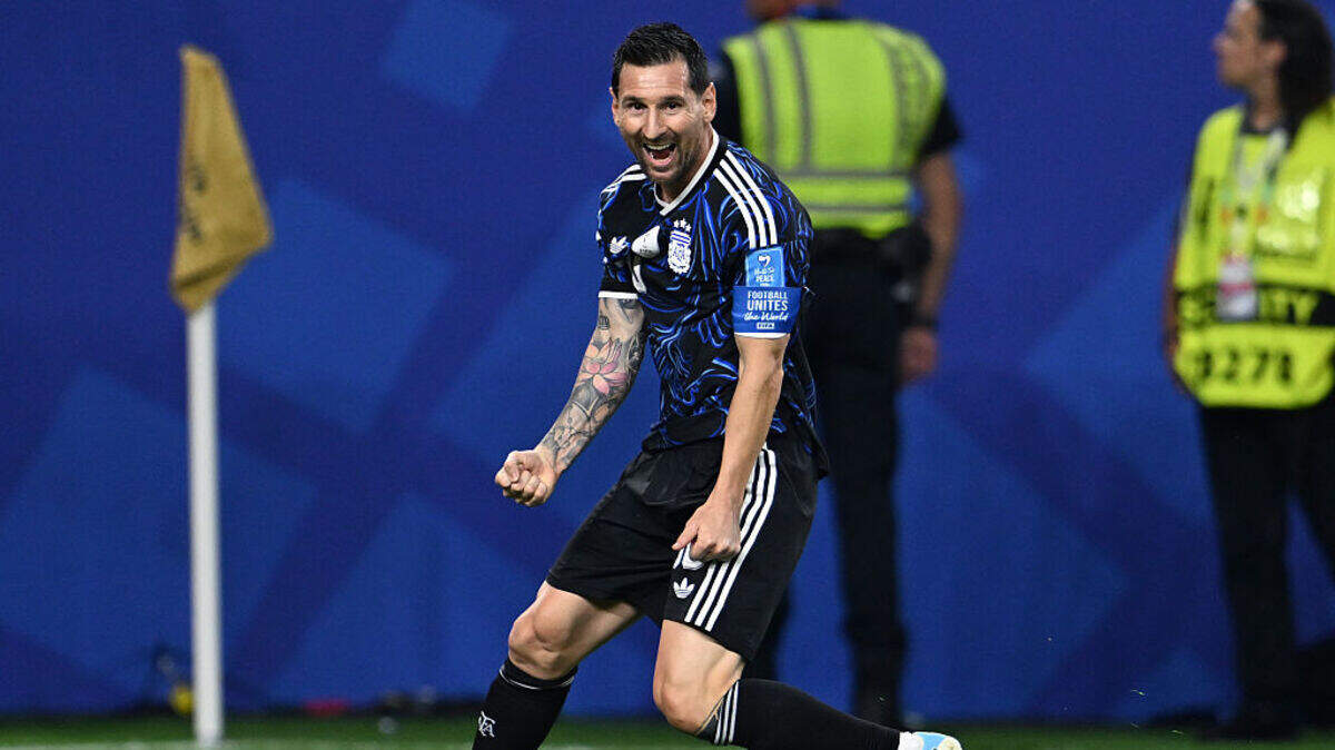 Protagonista absoluto del Mundial, Lionel Messi ya compite solo con la historia. Con 39 años recién cumplidos, sus seis goles en la primera fase lo dicen todo.