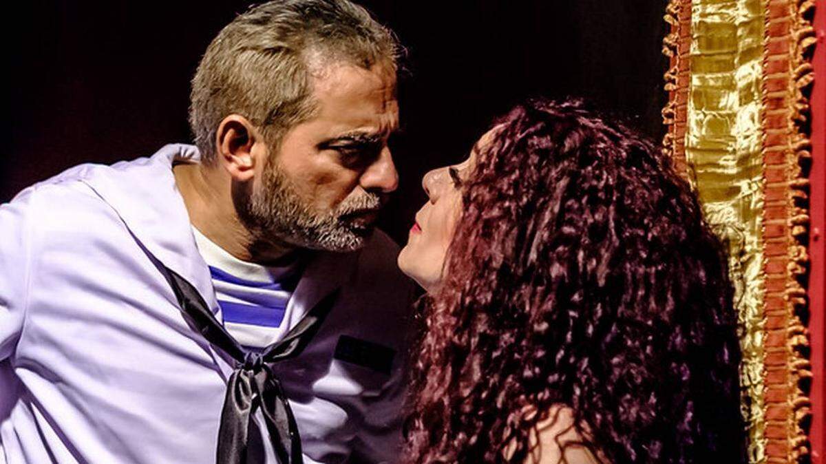 Raún Durán e Ysmercy Salomón en una escena de ‘Maneras de usar el corazón por fuera’ .