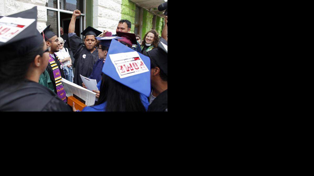 Mexico US Immigrant Youth