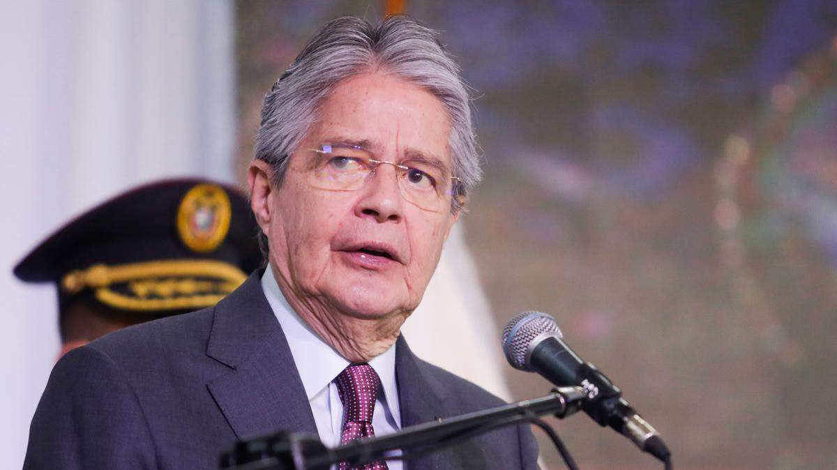 El presidente de Ecuador, Guillermo Lasso, convocó el domingo 15 de octubre de 2023 al pueblo ecuatoriano para tener una jornada cívica en paz y “pensando en lo mejor para sus hijos, sus padres y el país”. Los ecuatorianos eligen entre Luisa González y Daniel Noboa para reemplazar a Lasso. Foto de archivo del 20 de agosto de 2023.