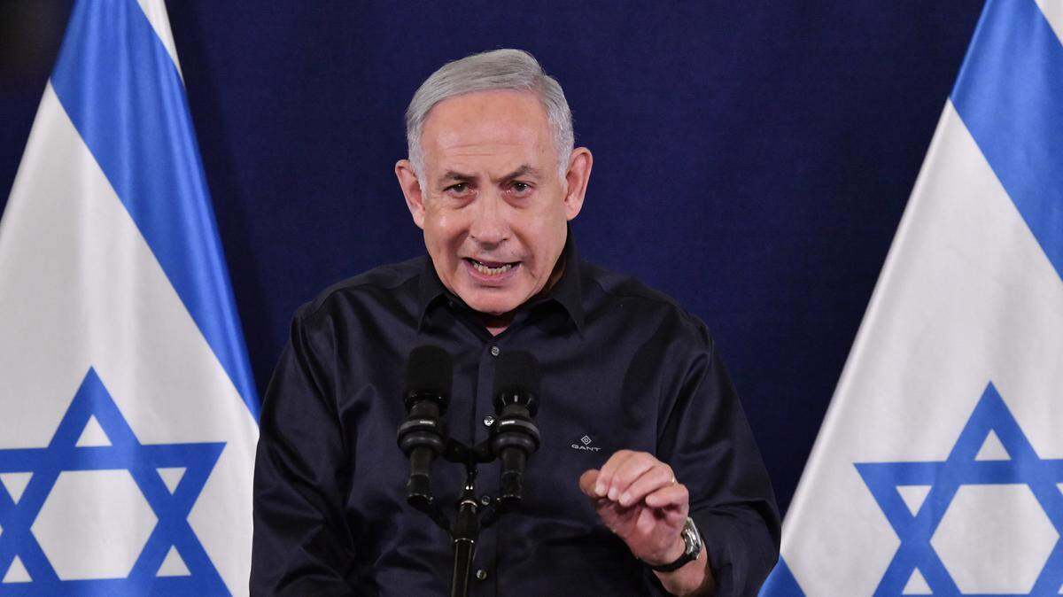 El primer ministro israelí Benjamin Netanyahu, durante una conferencia de prensa el 18 de noviembre de 2023, en Tel Avid.