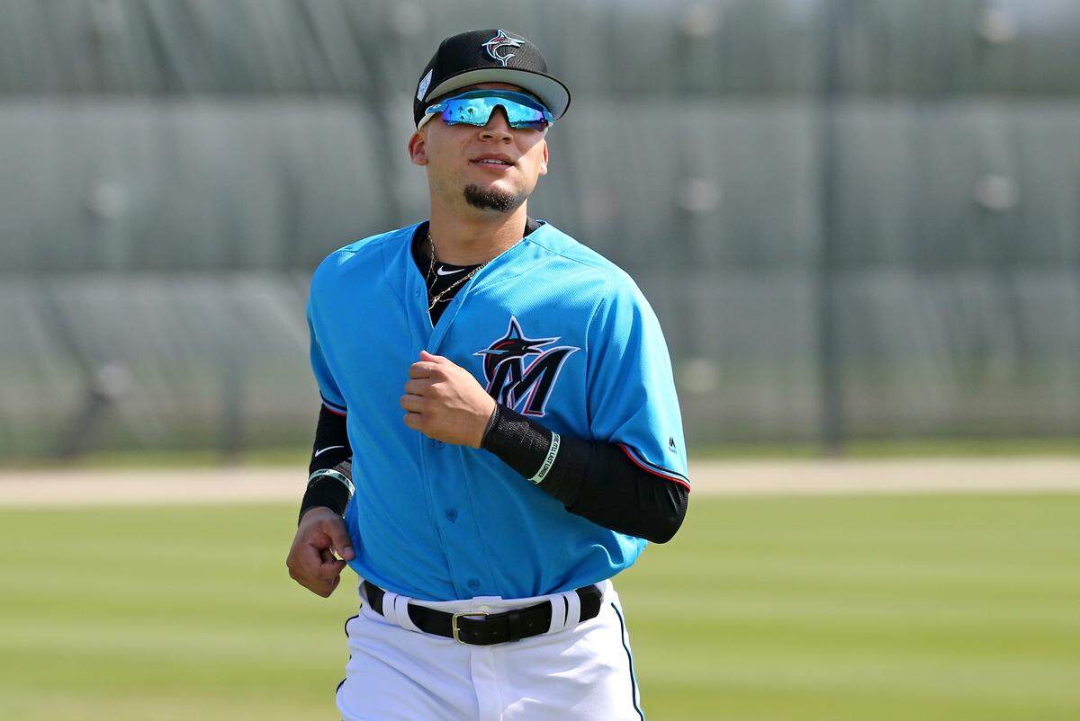 Miami Marlins infielder Isan Diaz (76) runs drills during the first full-squad spring training workout on Monday, February 18, 2019 in Jupiter, FL.