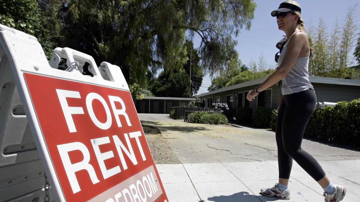 A recent survey by RentCafe, a rental search engine, found that 1 in 3 renters would gladly give up a bedroom if it helped them save for a house a little more quickly.