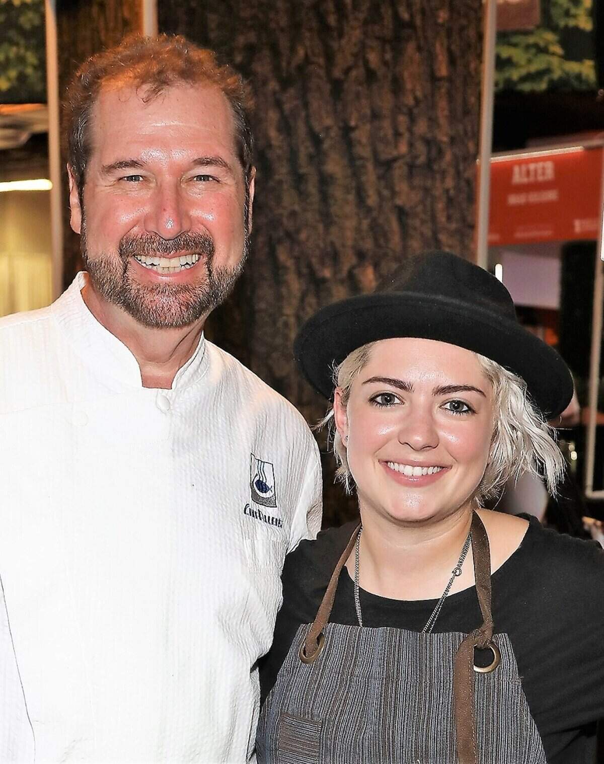 El chef Allen Susser junto a Eileen Andrade del restaurante Finka Table & Tap.