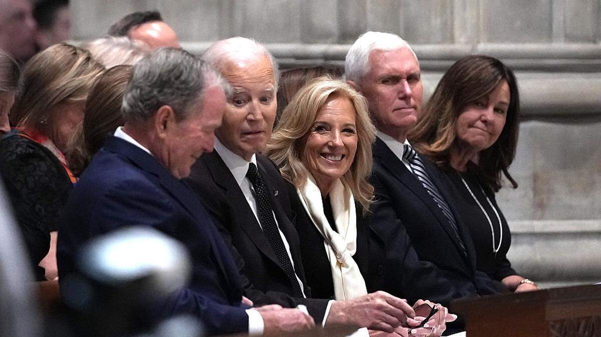 WASHINGTON, DC - NOVEMBER 20: Former U.S. President George W. Bush, former President Joe Biden, former first lady Jill Biden, former Vice President Mike Pence, and Pence's wife Karen Pence attend the funeral service of former Vice President Dick Cheney at the National Cathedral on November 20, 2025 in Washington, DC. Cheney, who served as the 46th Vice President under President George W. Bush and as the 17th Secretary of Defense, passed away at the age of 84 due to complications from pneumonia and vascular disease. (Photo by Andrew Harnik/Getty Images)
