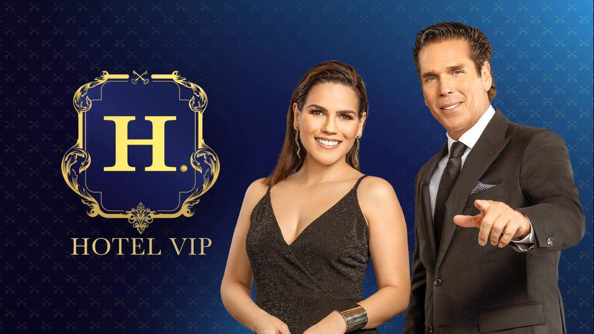 Karina Banda y Roberto Palazuelos.
