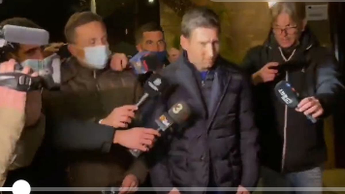 El argentino del Paris Saint-Germain (PSG) Leo Messi cenó este lunes en Barcelona con el técnico Xavi Hernández, y los jugadores Jordi Alba y Sergio Busquets, con los que coincidió en su etapa en el club azulgrana.