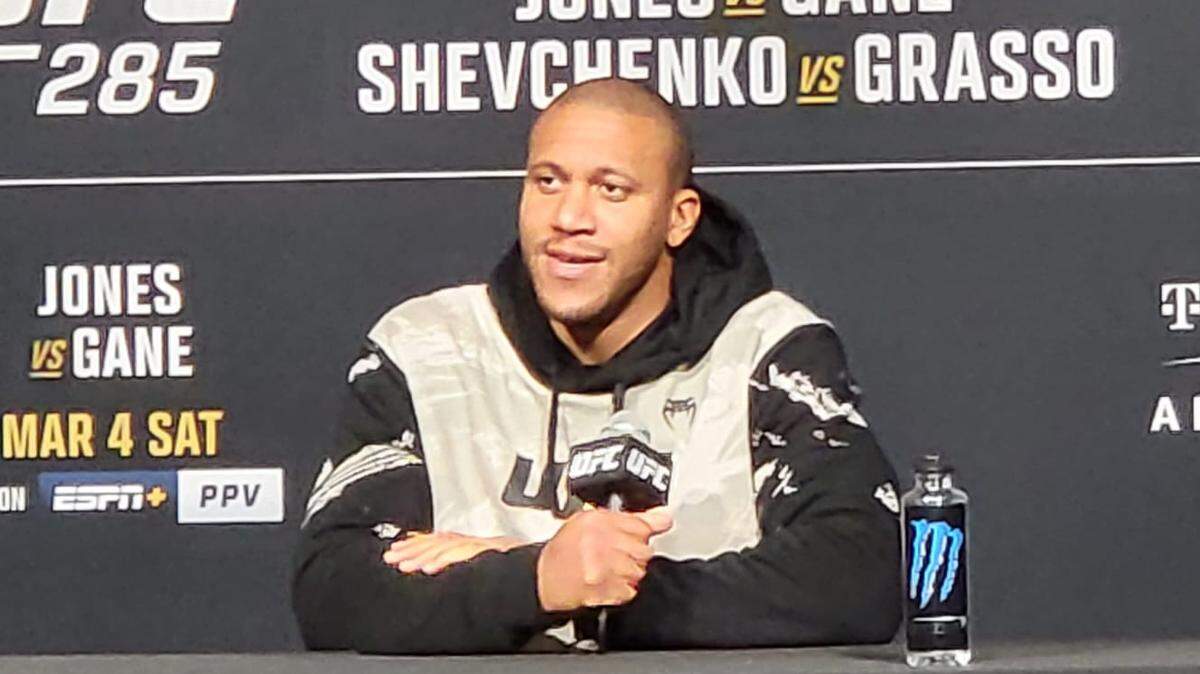 Cuando se anunció el regreso de Jon Jones contra Ciryl Gane para el 4 de marzo en Las Vegas, la opinión de los fanáticos se centraba en un medio que giraba en torno a la innegable grandeza del estadounidense y los talentos visibles del francés.