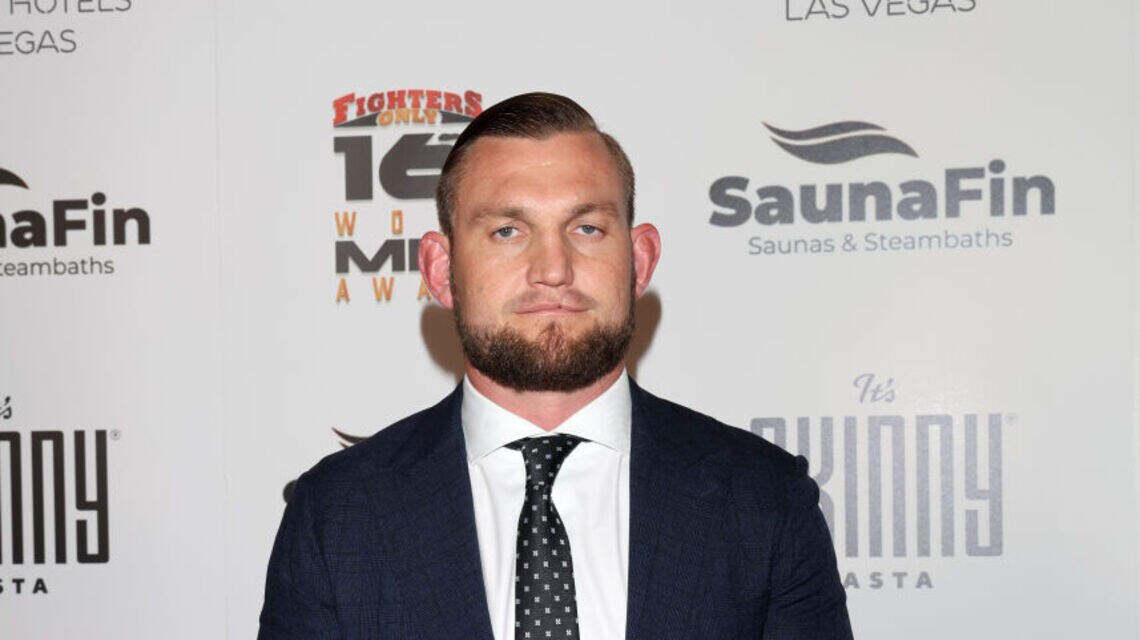 Ian Heinisch lidera Ice Wars: el combate sobre hielo que mezcla UFC, hockey y bare knuckle