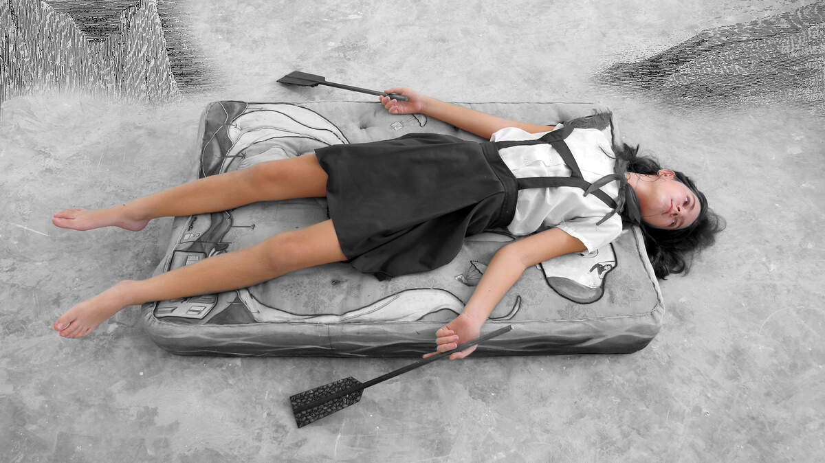 “Apocalyptic Cartographies. Limbus”, 2017, de Sandra Ramos. Medio mixto: fotografía/papel y grabado sobre acrílico, 41 x 61 x 2 pulgadas.