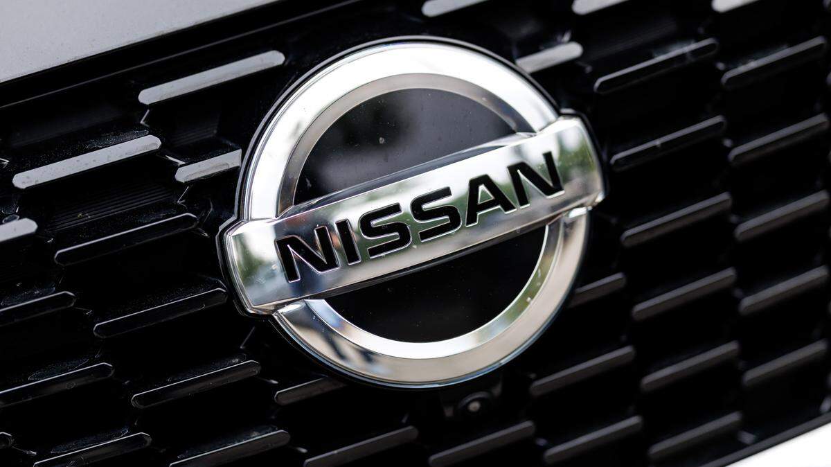 Nissan atraviesa un grave bache financiero que ya la llevó a anunciar en noviembre del año pasado el despido de 9,000 empleados y un recorte de producción global de en torno al 20%.