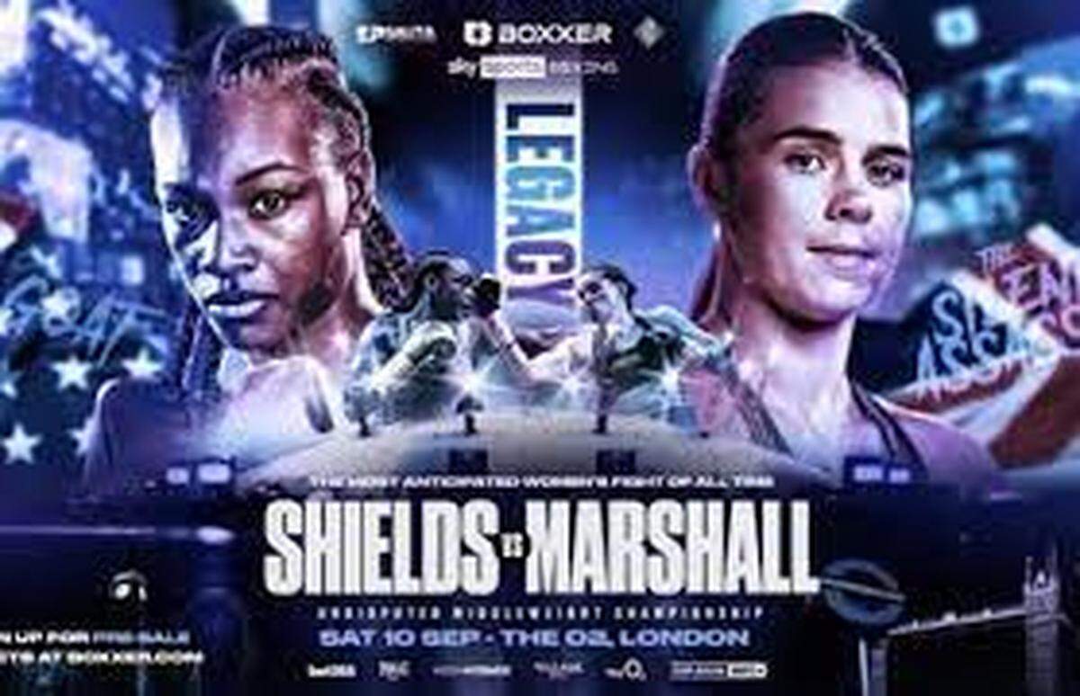 Claressa Shields (izq.) y Savannah Marshall sse enfrentan este sábado en Londres.