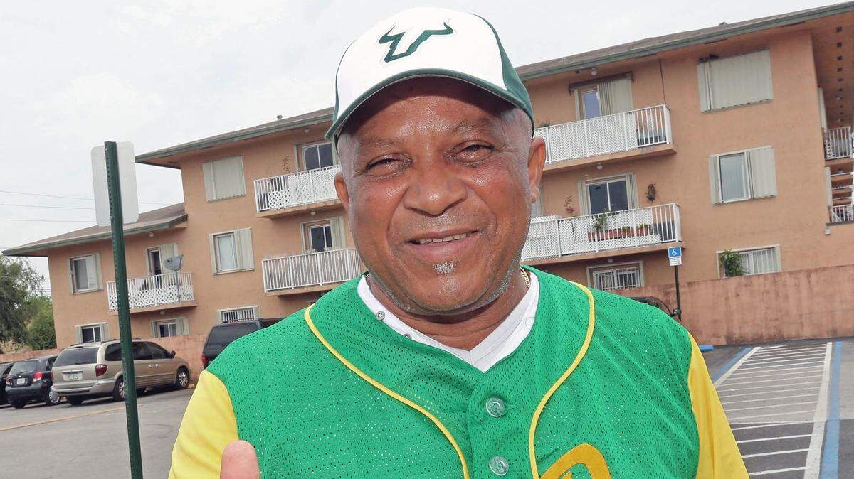 Cuban baseball great Alfonso Urquiola photographed in the parking lot of Presidente Supermarket on Thursday August 14, 2015