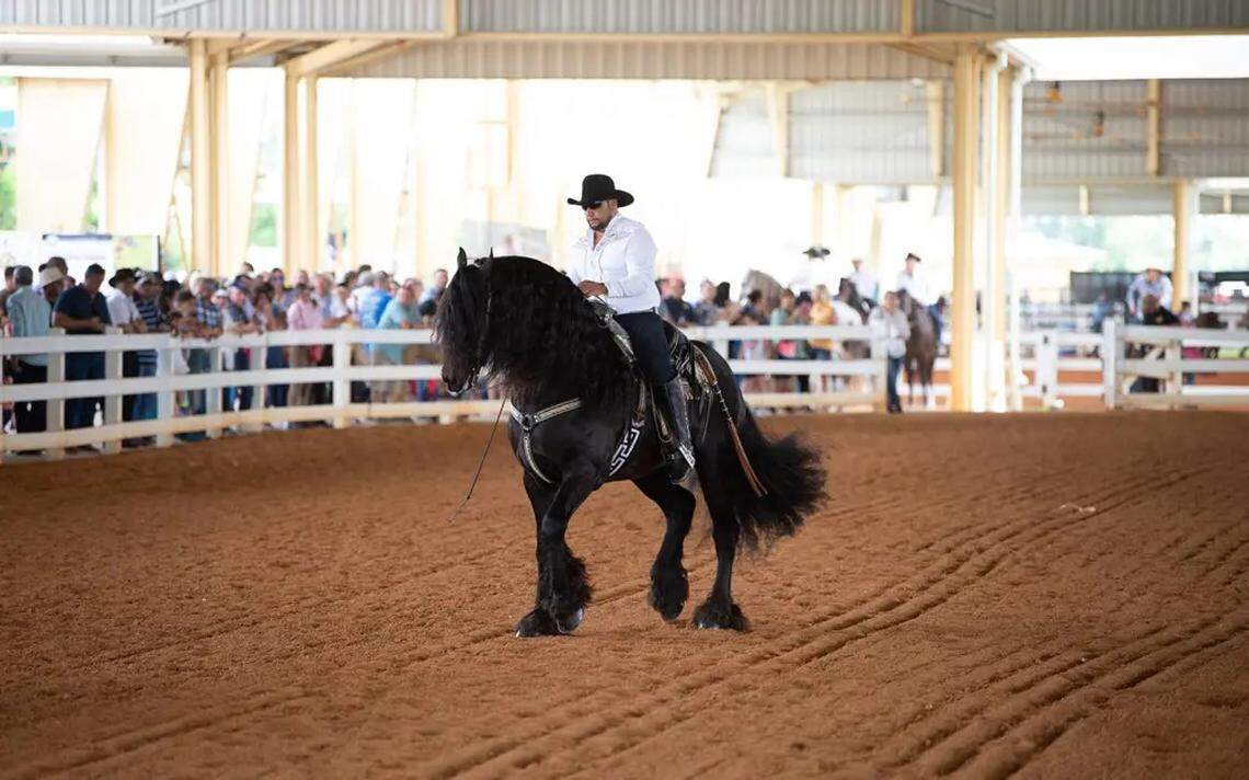 Festival de música country de Miami-Dade en el Ronald Reagan Equestrian Center, Tropical Park.