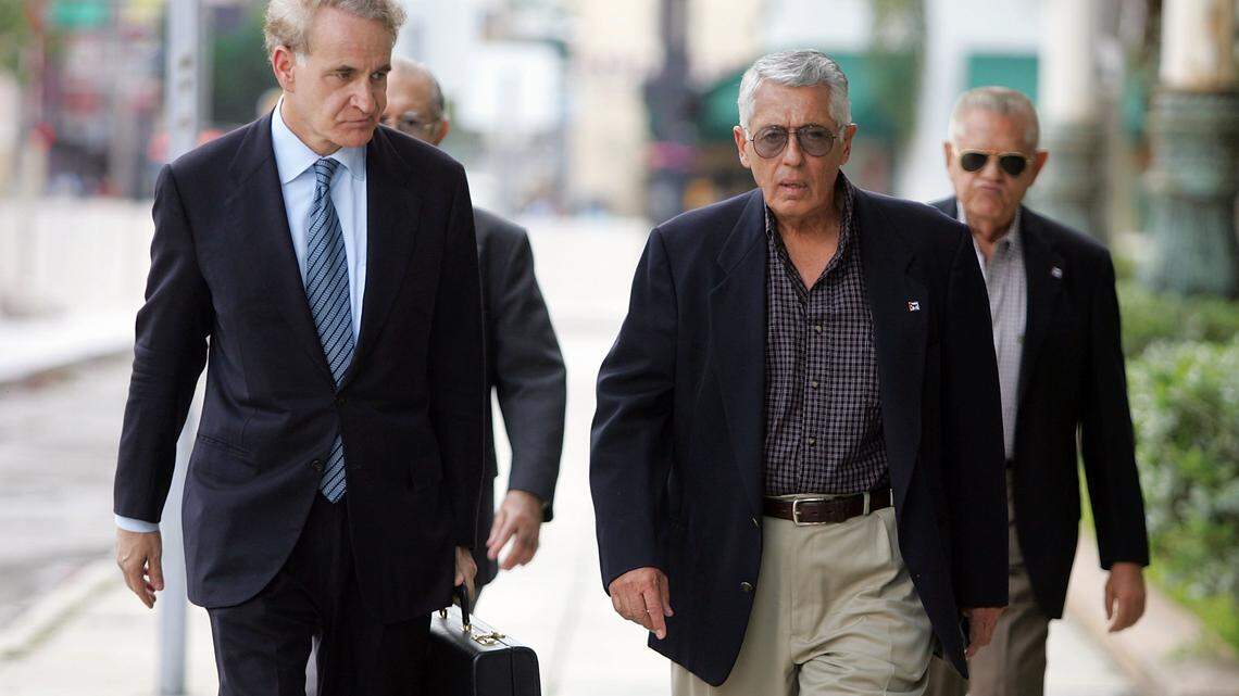 Ex espía cubano da su versión sobre el derribo de avionetas por el que EEUU imputa a Castro