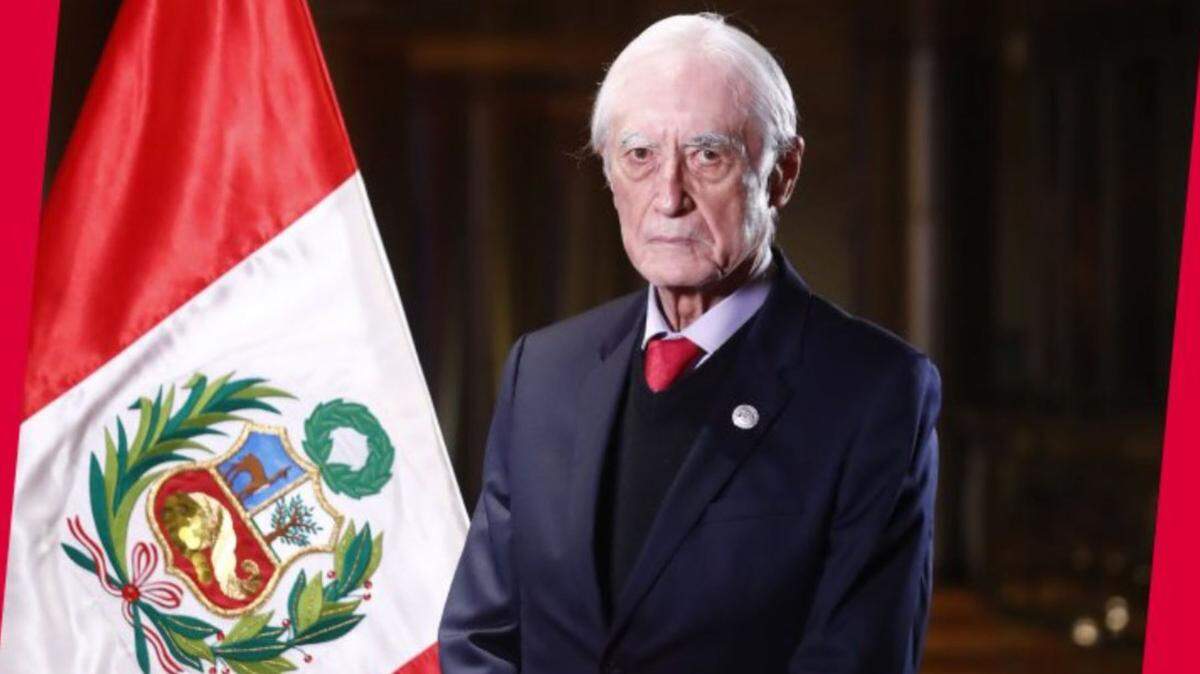 Héctor Béjar, ex canciller del Perú y con estrechas relaciones desde hace 60 años con la Cuba comunista.