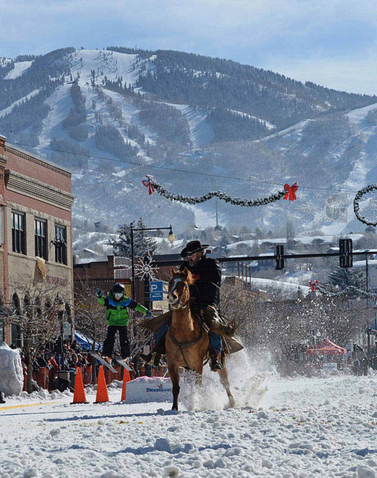 El área de esquiar en el Valle Yampa cuenta con el Carnaval Invernal Steamboat Springs, el carnaval de invierno continuo más antiguo al oeste del Mississippi, que este año celebra su 110ma edición del 8-12 de febrero. 