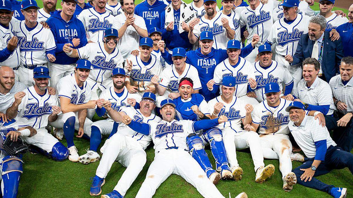 Descartada con una cuota de 80-1 como clara perdedora antes del inicio del Clásico Mundial de Béisbol, Italia protagoniza un cuento de hadas que la ha llevado hasta la semifinal del torneo que jugará el lunes ante Venezuela en Miami.