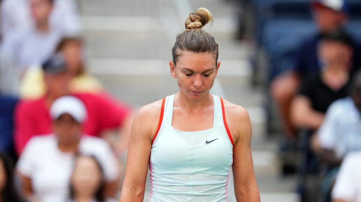 Simona Halep, la campeona de dos torneos de Grand Slam, ha sido suspendida cuatro años por infringir el reglamento antidopaje.