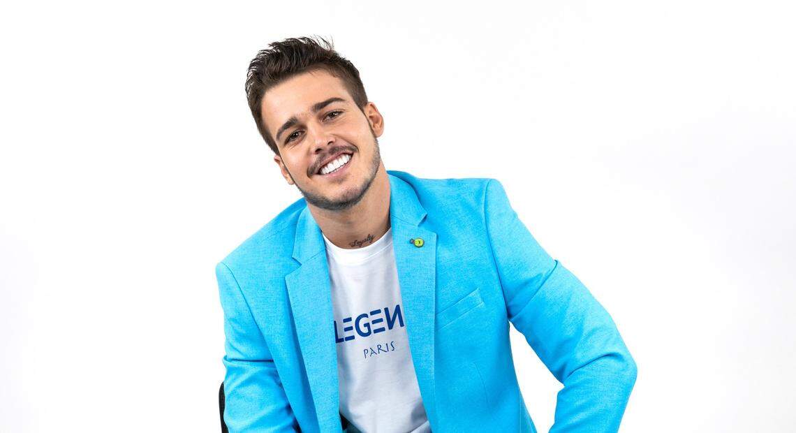 Amaury Villalba interpreta el personaje de Júpiter en ‘Mírame así’.