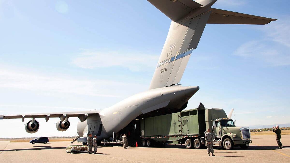 Foto de archivo del 17 de octubre de 2015 que muestra a la entonces llamada Base Aérea Buckley, en Colorado. En la actualidad se llama Base de la Fuerza Espacial Buckley.