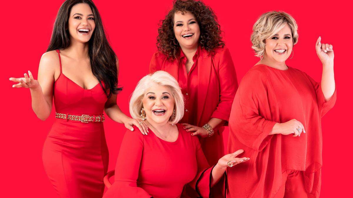 Elenco de ‘¿Y tú qué has hecho?’. Desde la Izquierda: Alina Robert, Susana Pérez, Rachel Pastor y Judith González.