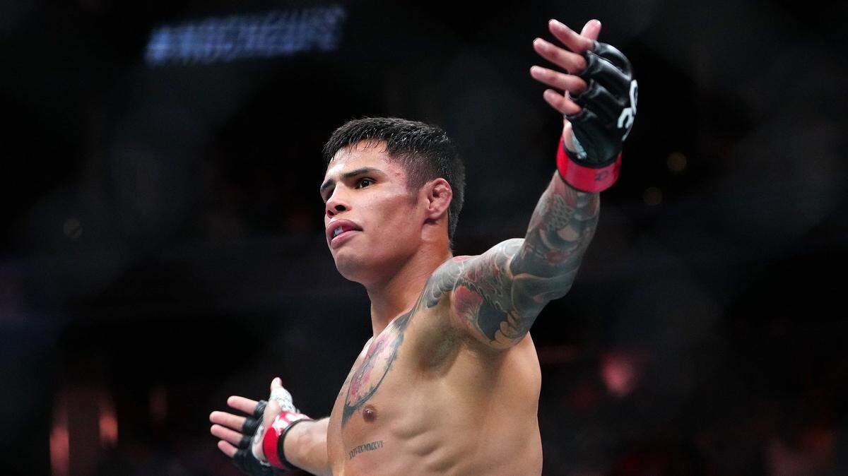 El mexicano Daniel Zellhuber enfrenta al veterano Michael Johnson en una pelea crucial para demostrar que está listo para grandes retos en la división ligera.