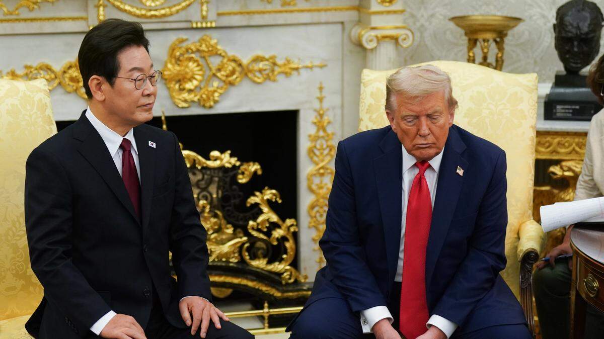El presidente Donald Trump recibe a su homólogo de Corea del Sur, Lee Jae Myung, en la Oficinal Oval de la Casa Blanca, Washington DC, el lunes 25 de agosto de 2025.