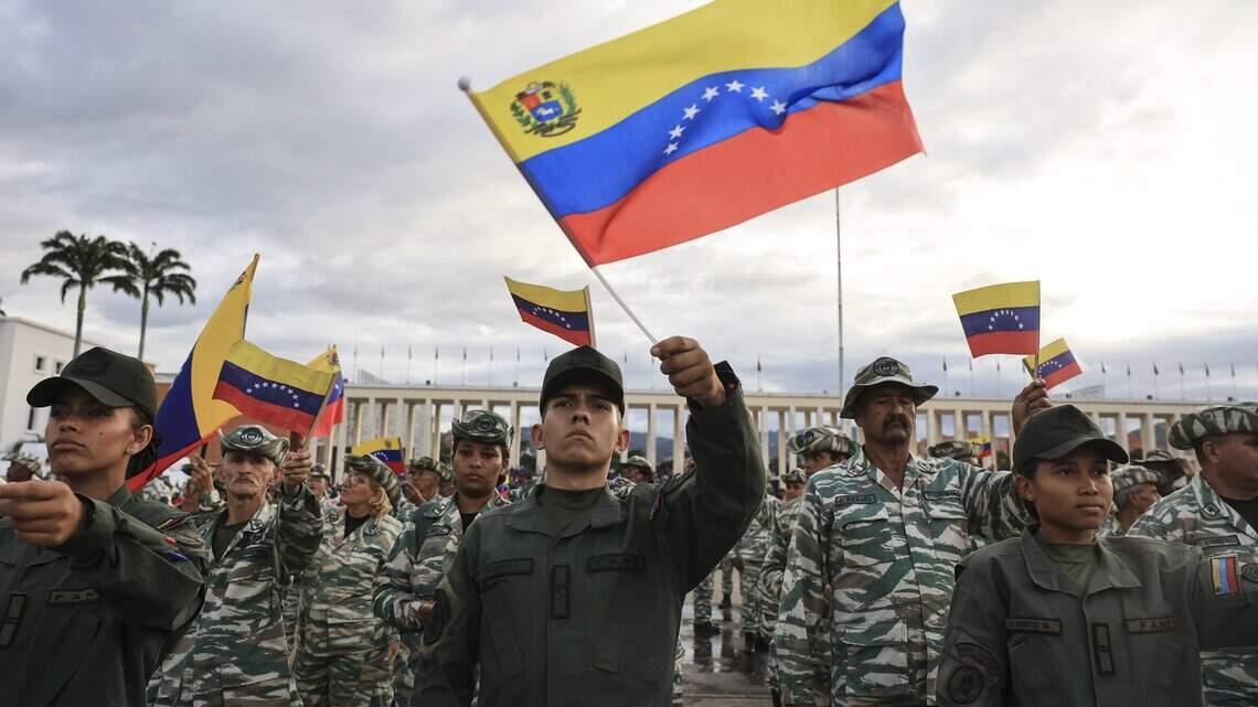 Venezuela recluta 5,600 nuevos soldados ante despliegue militar de EEUU ...