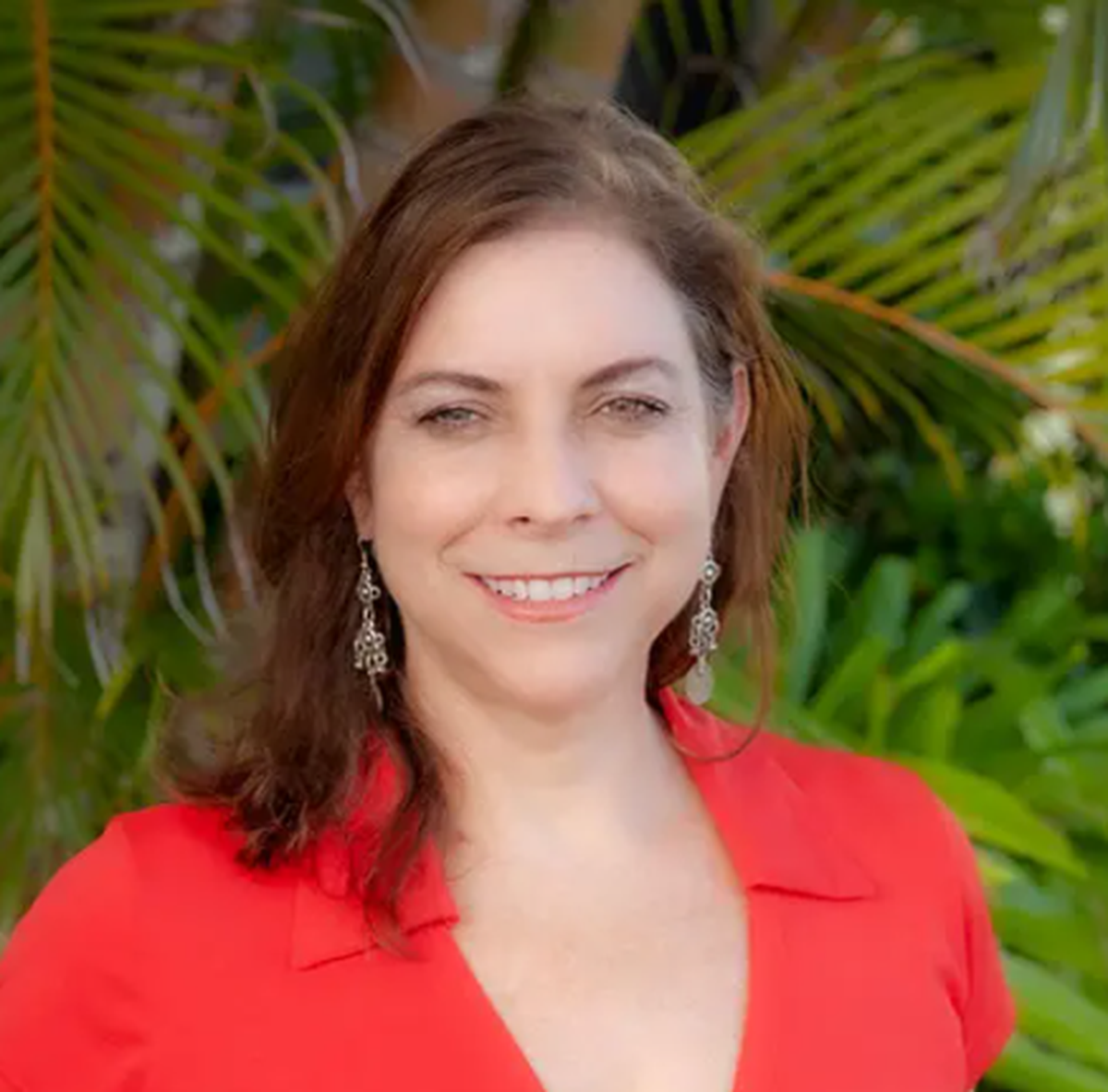 María Rodríguez (@rodriguezmaria), es una empresaria social y la directora ejecutiva de la Coalición de Inmigrantes de la Florida, una alianza amplia de sectores que buscan el trato equitativo y justo para todos, incluyendo a los inmigrantes.