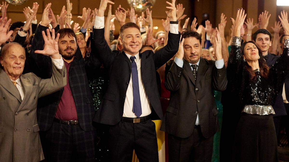 El largometraje “Mazel Tov”, dirigido y protagonizado por el popular actor Adrián Suar, se estrena como parte del tributo a la cinematografía argentina del Festival de Cine Judío de Miami.