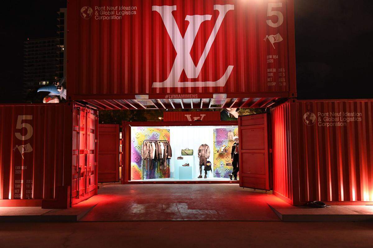 Miami Design District espectacular exposición gratis al aire libre Louis Vuitton.