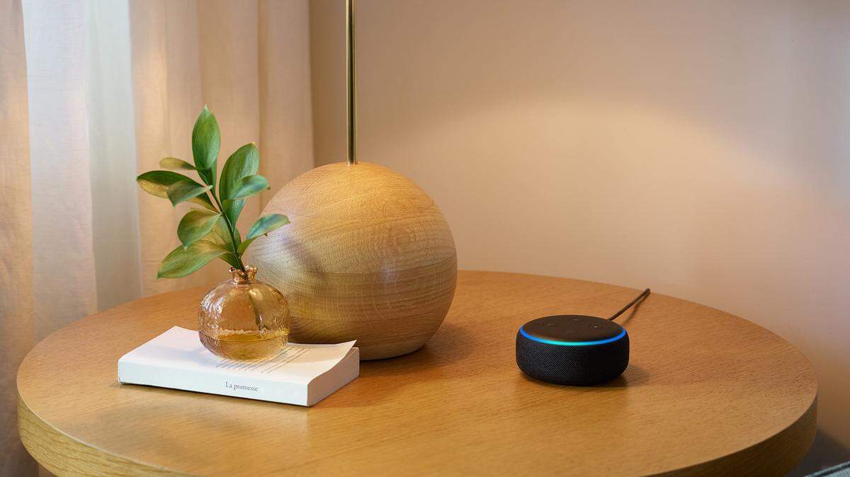 Ahora, Alexa puede utilizarse para para transmitir datos de pacientes. Por esas visitas virtuales puede cobrarse, por ejemplo, hasta $225 (le ocurrió a esta autora cuando uno de sus hijos llamó por teléfono a un consultorio médico).