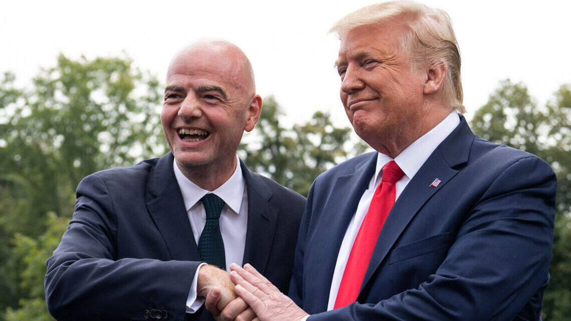 Presidente de la FIFA buscó apoyo de Trump tras caerse la venta del Mundial