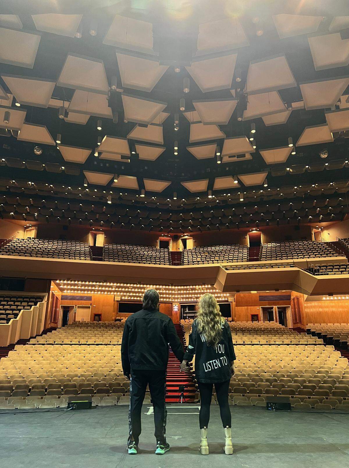 Siudy Garrido y Pablo Croce en el teatro Teresa Carreño (Caracas, Venezuela) el sábado 3 de junio de 2023, la primera noche de la gira “Bailaora, mis pies son mi voz”.