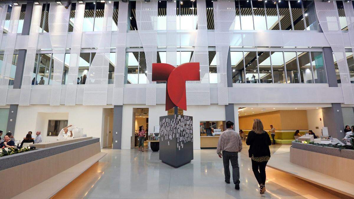 El programa reportaba las últimas noticias que salían de los reality shows de Telemundo.