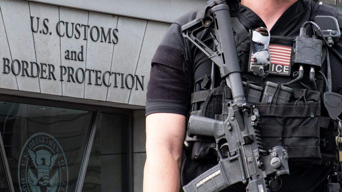 A federal Judge issued a nationwide temporary restraining order halting the deportation of migrants to third countries.