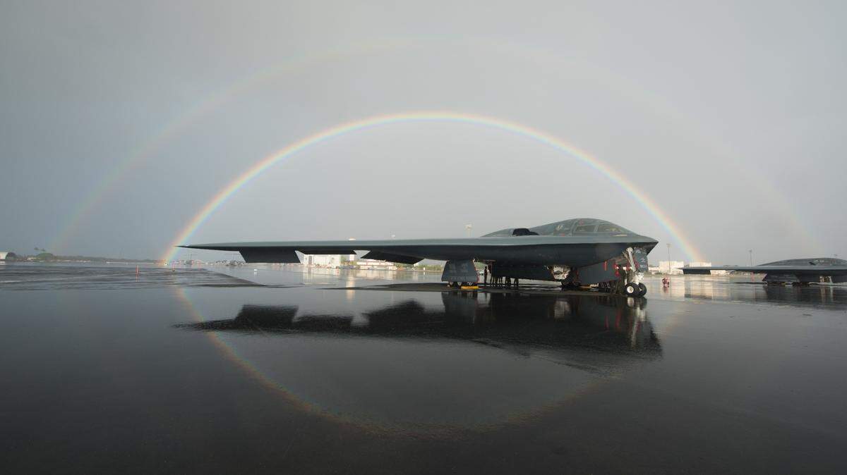 Un bombardero B-2 Spirit de la Fuerza Aérea de Estados Unidos se encuentra desplegado en la Base Aérea Whiteman, Missouri, el 30 de enero de 2019.