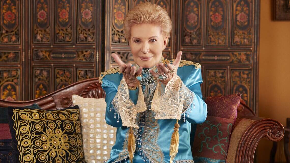 Remember all the amor: Watch the trailer to the new Walter Mercado documentary