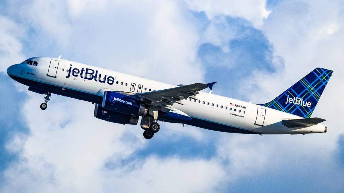 JetBlue flight