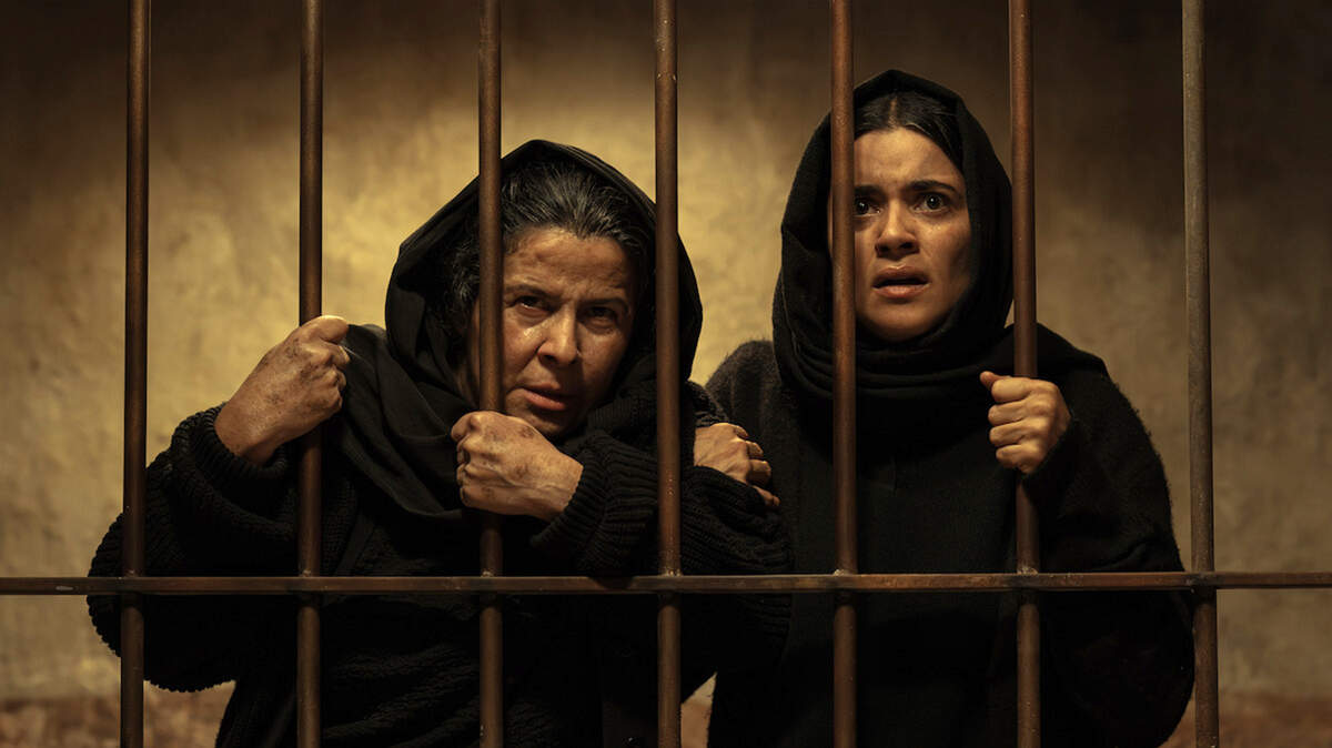 Arcelia Ramírez y Paulina Gaitán
.