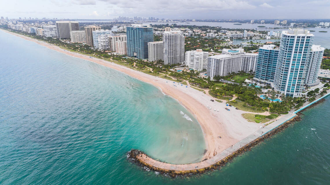 Florida obtiene otro récord en turismo y lanza campaña de recuperación por huracanes