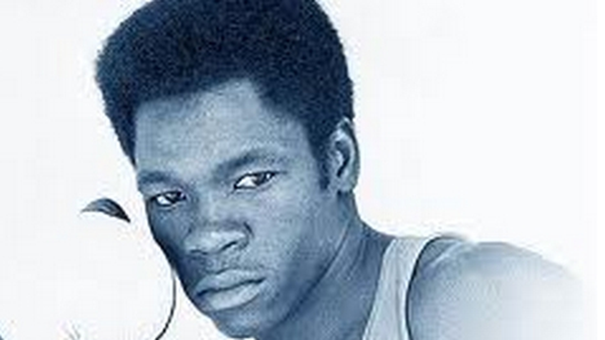  El campeón olímpico, mundial y panamericano Emilio Correa Vaillant, una de las leyendas del boxeo cubano, falleció este lunes, a los 71 años, por causas que aún no han trascendido, informaron medios estatales.
