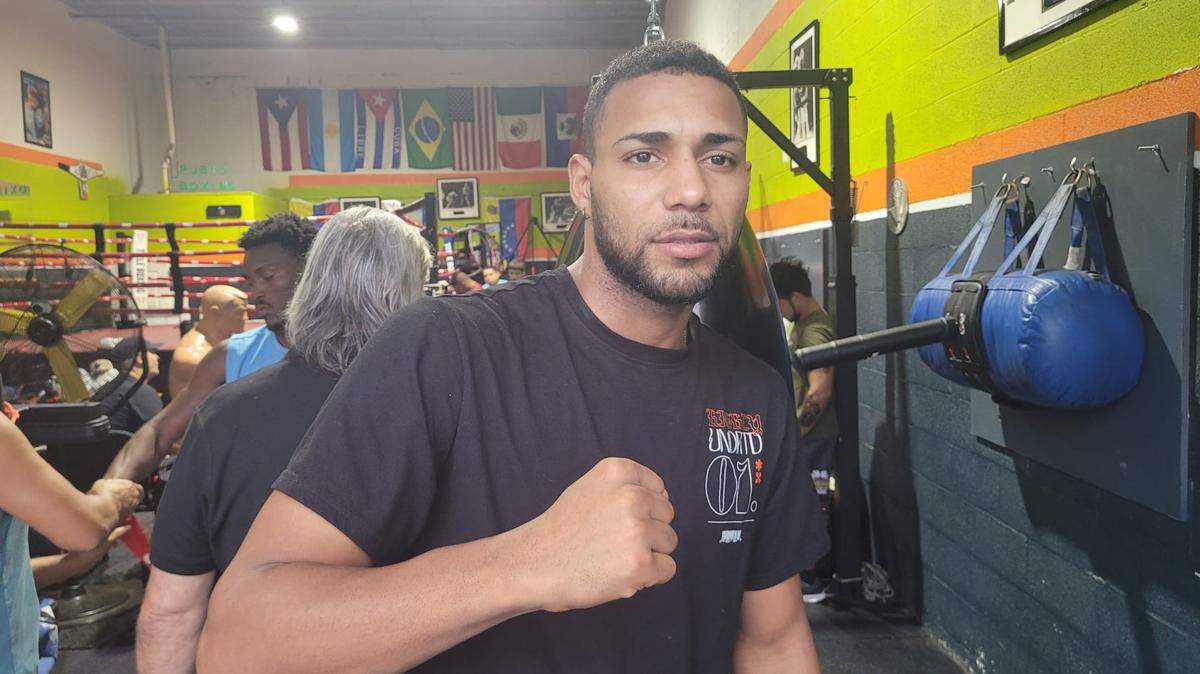 Yoanki Urrutia cerró el 2023 con la única derrota de su carrera. Ahora espera clausurar este año de una manera diferente. El cubano subirá por tercera vez en el 2024 con la confianza de que va a salir victorioso.