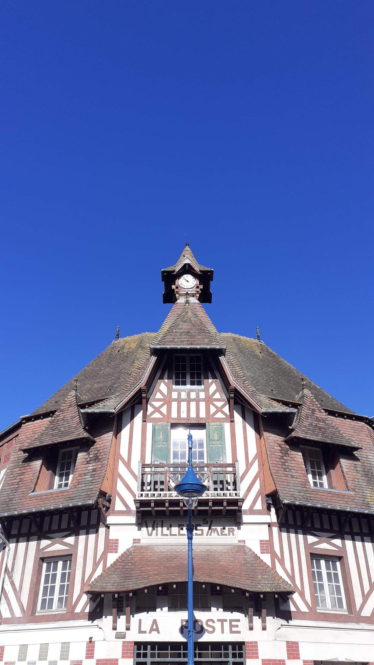 El edificio de Correos de Villers sur Mer.