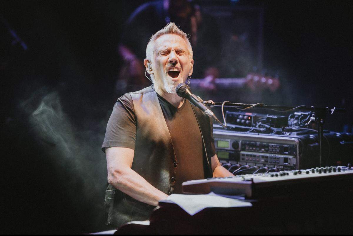 Entre los puntos salientes de la carrera de Lerner está la histórica gira de conciertos que realizó con Armando Manzanero.
